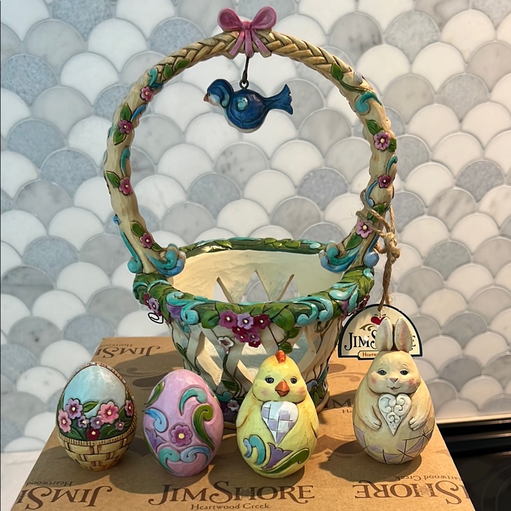 Jim Shore 2012 “Basket of Surprises” Spring Basket
